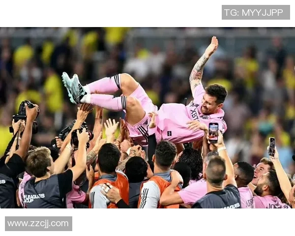 足球球星高清图集全景展示精彩瞬间尽显球场风采